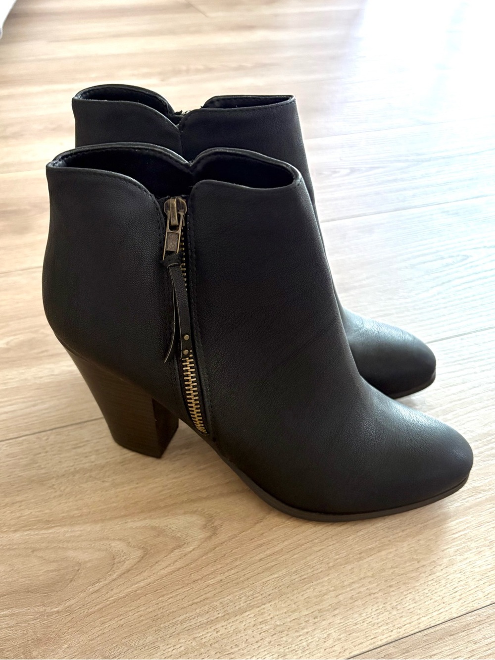 Charlotte Russe Black Ankle Booties with Side Zip